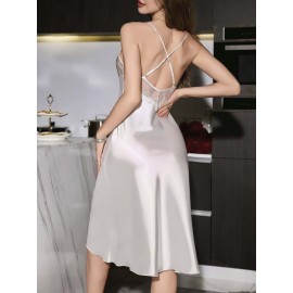 Saten Dantel Detaylı Uzun Gecelik