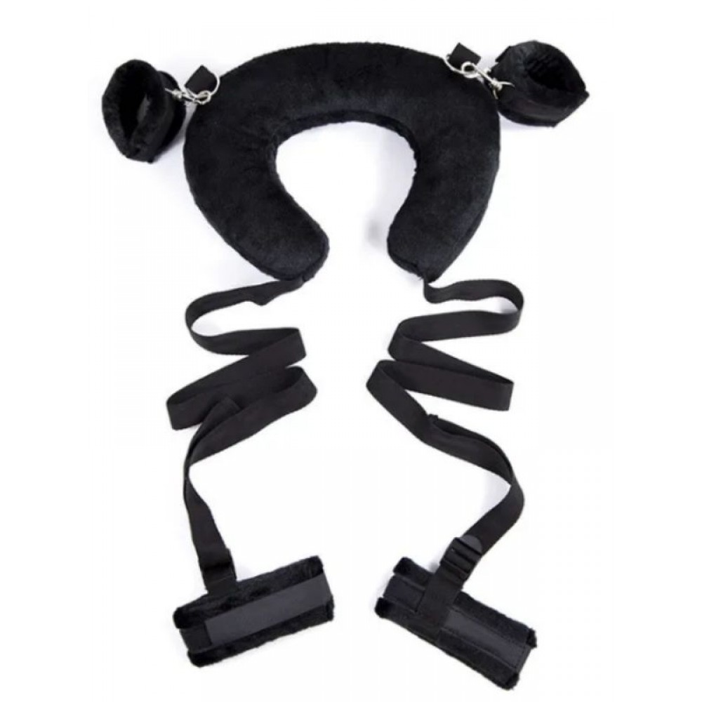 MMK 8996 YASTIKLI FANTEZİ KELEPÇESİ